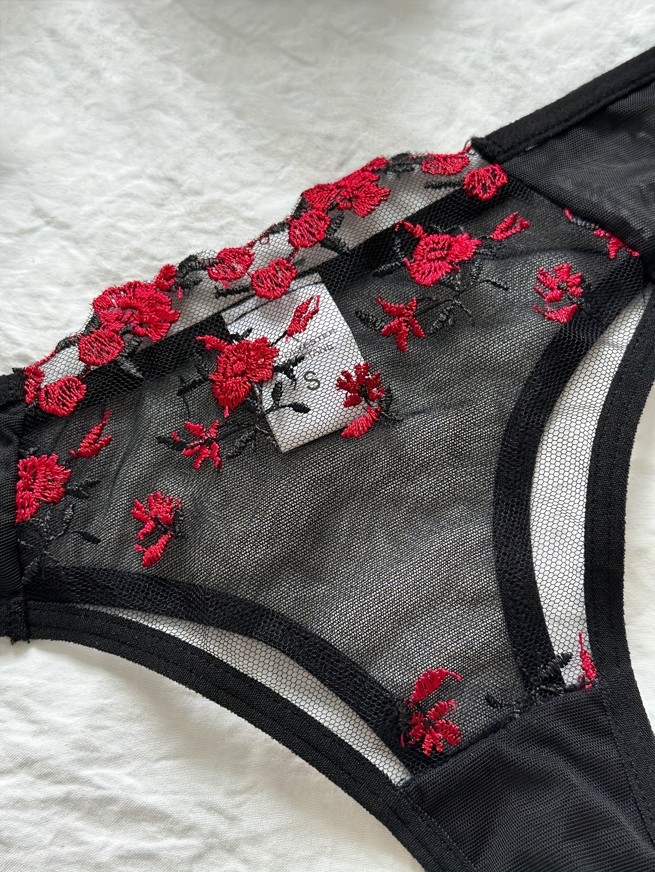 Sexy Floral Embroidery Lingerie Set - Women&