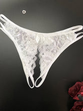 1/6 pcs Exquisite Floral Lace Mesh Thongs - Hollow Out Open Crotch Design, Breathable, Comfortable, Sexy Women&