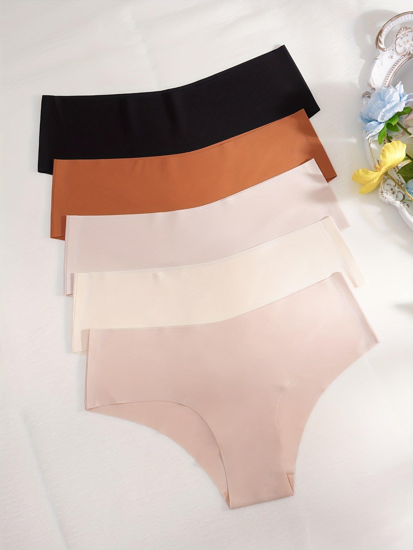 5pcs Simple Solid Hipster Panties, Comfy Seamless Low Waist Intimates Panties, Women&