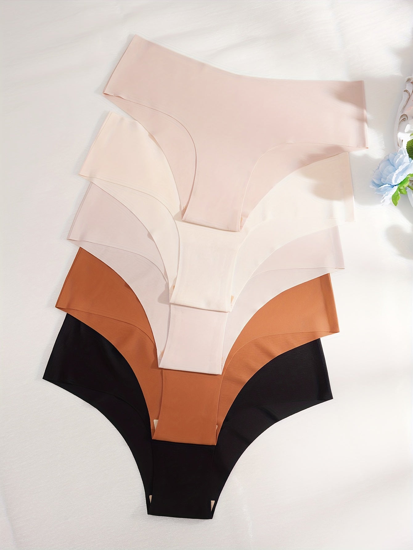 5pcs Simple Solid Hipster Panties, Comfy Seamless Low Waist Intimates Panties, Women&