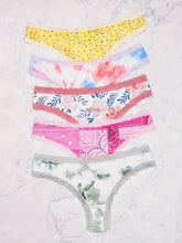 Morvia 5-Piece Lace-trimmed Heart Thongs - Chic, Comfortable Women&