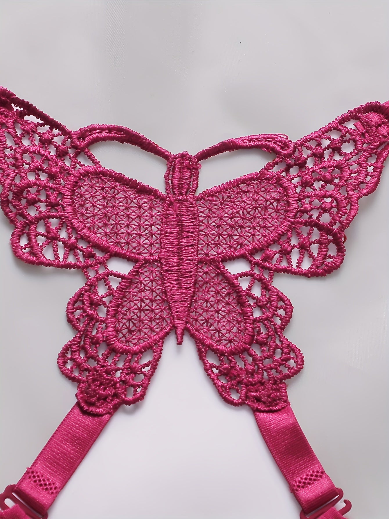 Intimate Lace Lingerie Set - Seductive Plunge Bra with Front Buckle & Scallop Trim Panties - Intricate Detailing for Womens Underwear - Lena & Miles Exquisite Boutique LLC.