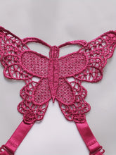 Intimate Lace Lingerie Set - Seductive Plunge Bra with Front Buckle & Scallop Trim Panties - Intricate Detailing for Womens Underwear - Lena & Miles Exquisite Boutique LLC.