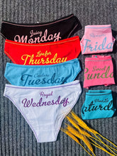 7 Pcs Letter Pint Bow Tie Briefs, Comfy & Breathable Mid-Rise Intimates Panties, Women&