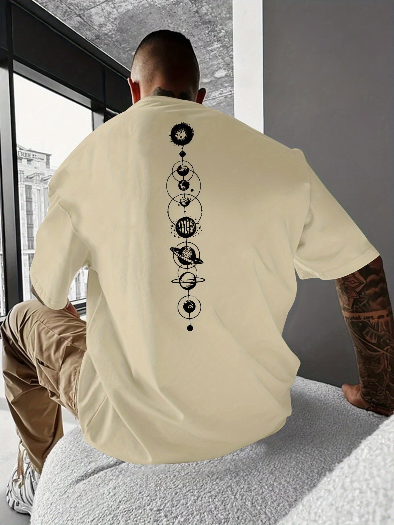 Planet Graphic Print Men&