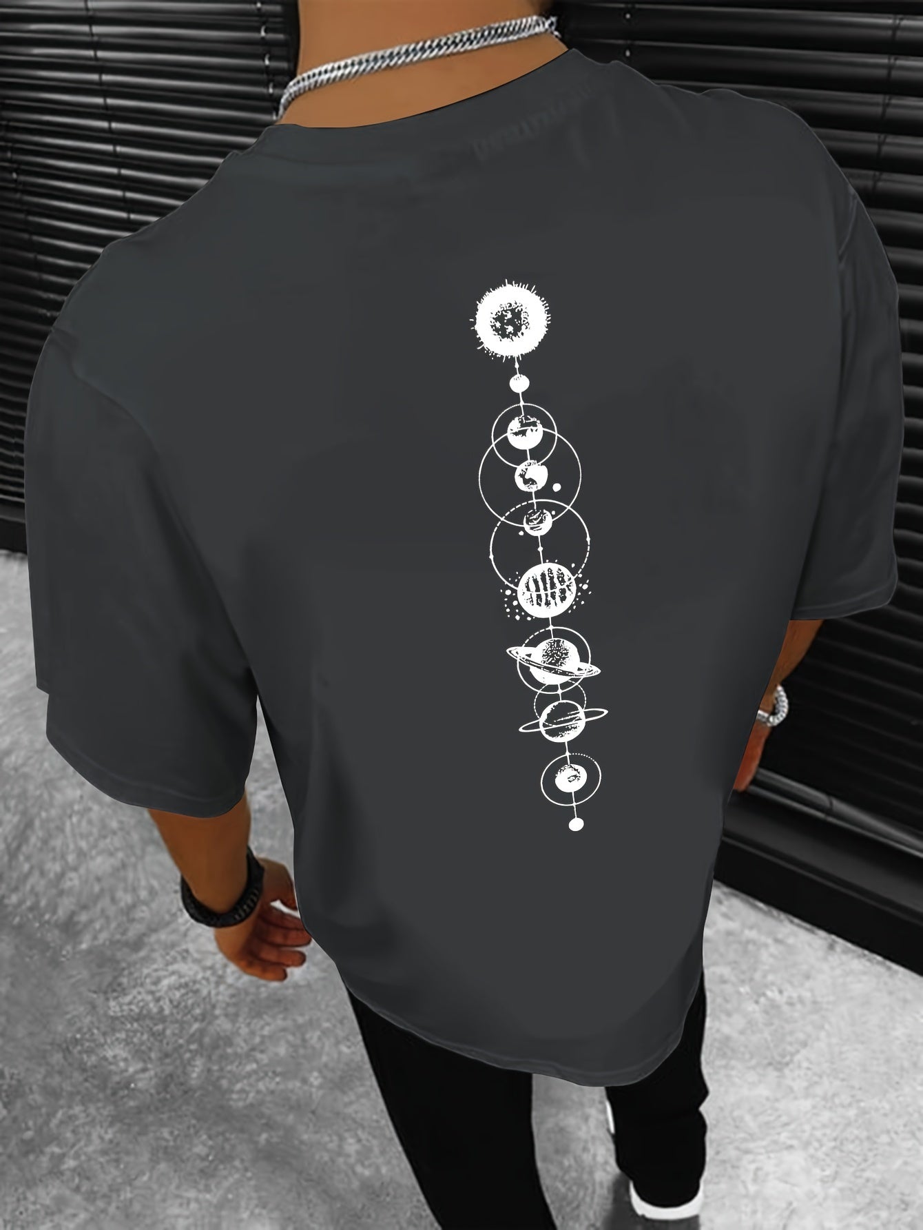 Planet Graphic Print Men&